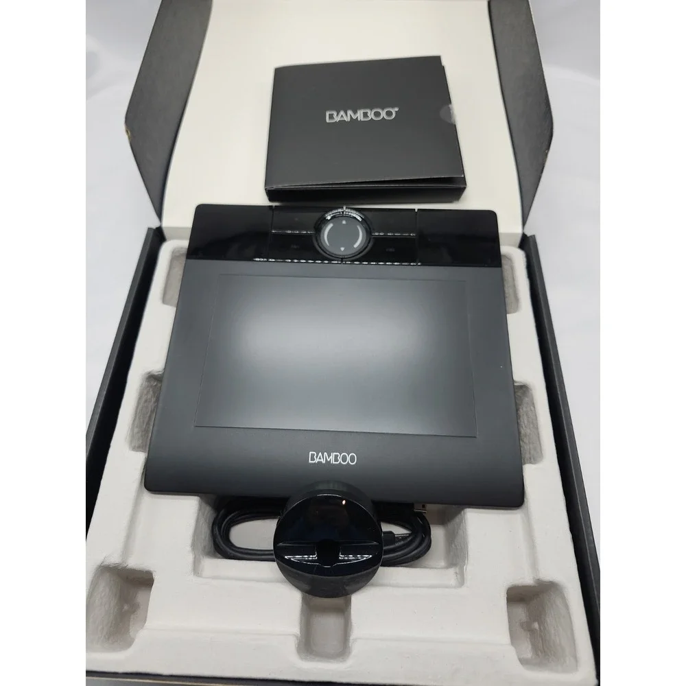 Pre-Owned Wacom Bamboo Make Your Mark Drawing Tablet Adapter‎ Small MTE450 Black